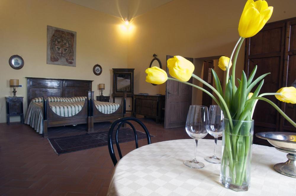 Agriturismo Corte Virgiliana Virgilio Екстериор снимка