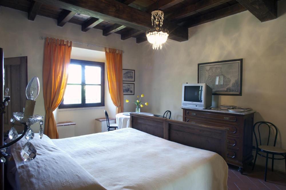 Agriturismo Corte Virgiliana Virgilio Екстериор снимка